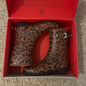 Brand New Hunter rain boots. Size 9